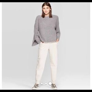 White Joggers NWOT. Perfect condition S